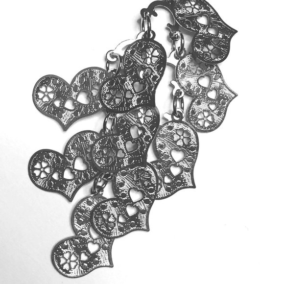 Silver Winard Heart Cluster Dangle Earrings - Picture 4 of 6